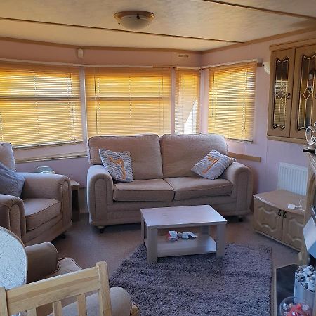 Home From Home Private Host Skegness Bagian luar foto